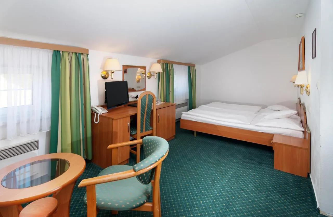 Hotel Spindlerova Bouda Špindlerŭv Mlýn 3*,