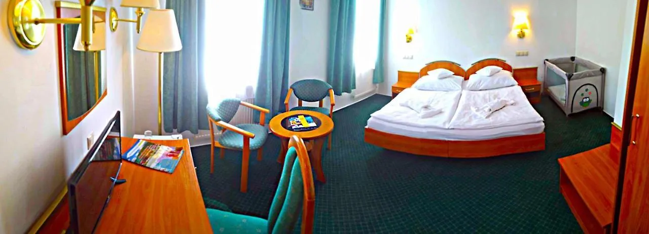 ***  Špindlerŭv Mlýn Hotel Spindlerova Bouda צ'כיה